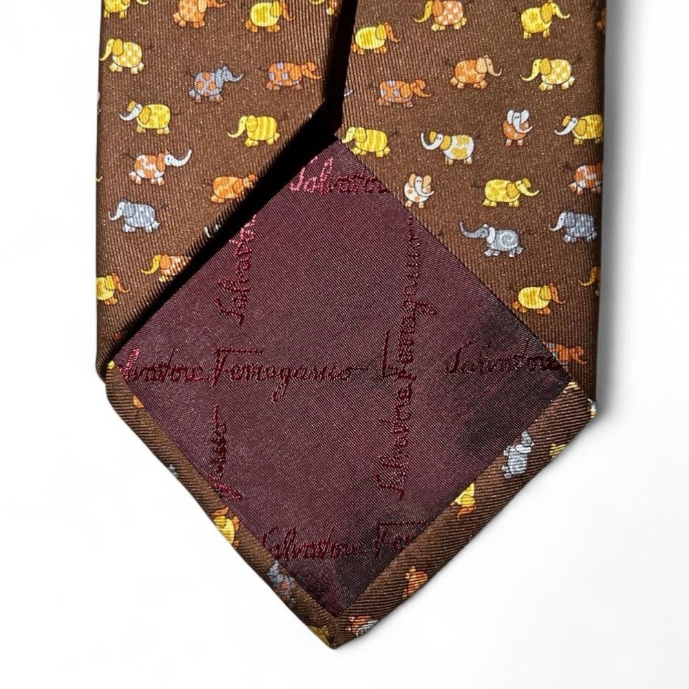 🔥 Ferragamo Tie 🔥 - Picture 3 of 5